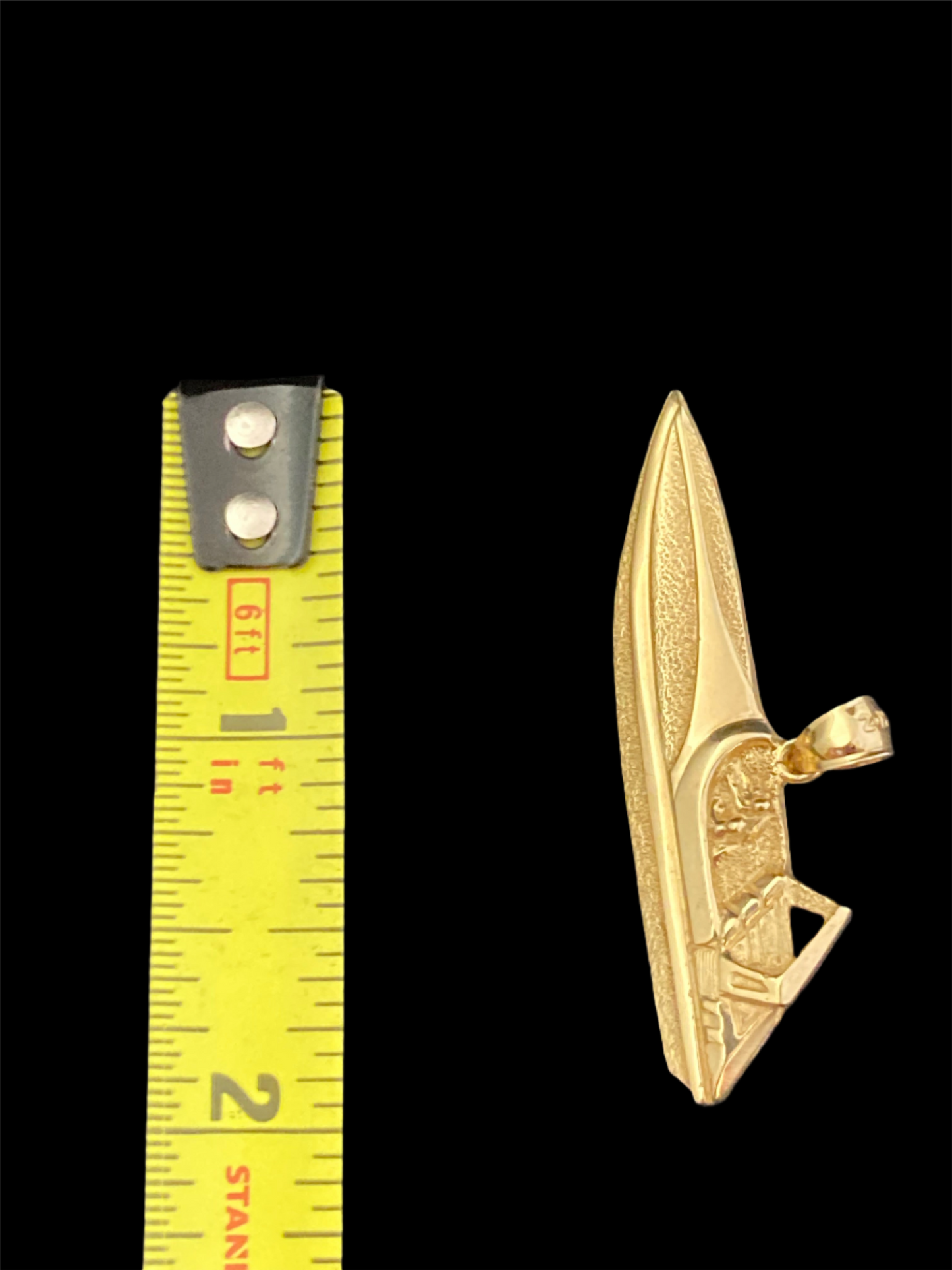 14K Gold Speedboat Pendant