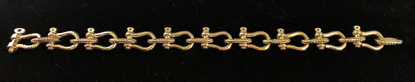 Shackle Bracelet - Medium