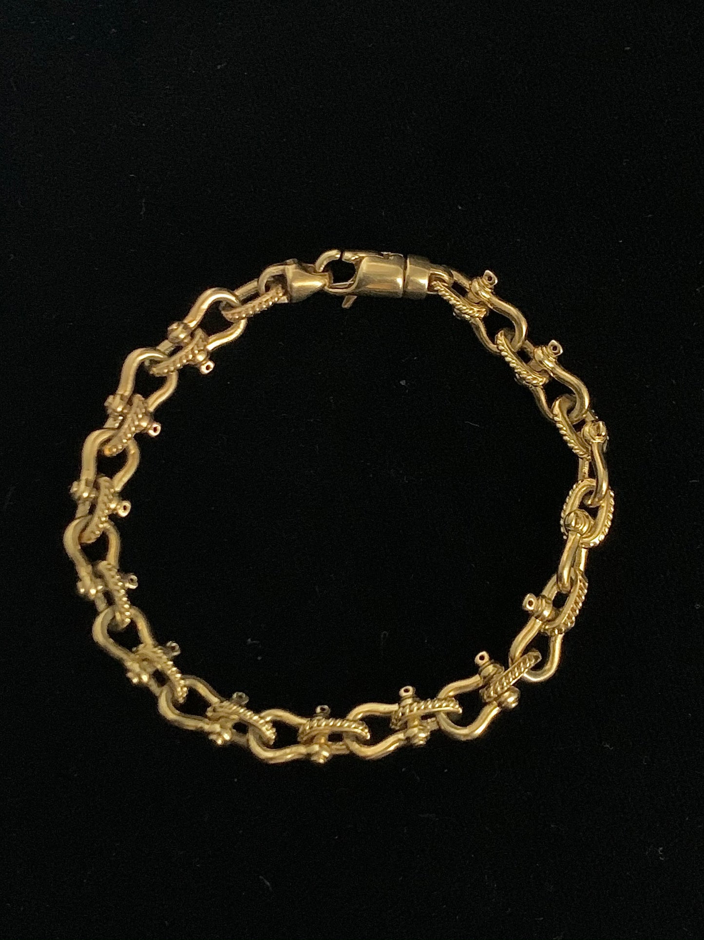 Shackle Bracelet - Small